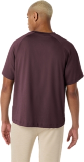 MEN'S RELAXED TRAIN TEE, Dark Currant 2