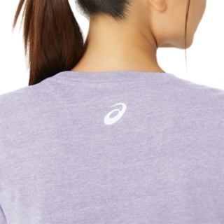 ASICS WOMEN'S HIBISCUS SLOGAN CREW | Dusk Violet | T-Shirts & Tops