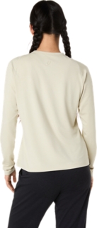 REFINED TEXTURE LONG SLEEVE TOP, Image 2 of 6