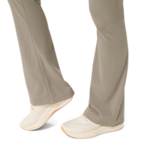COMFORT CORE FLARE TIGHT, Image 6 of 9