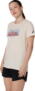 WOMEN'S MOUNTAIN QUEST TEE, Image 3 of 6