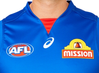 WESTERN BULLDOGS REPLICA HOME GUERNSEY, Image 5 of 7