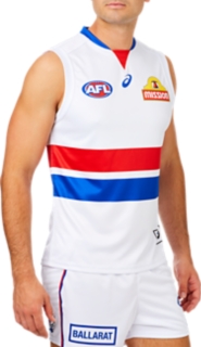2020 WESTERN BULLDOGS REPLICA CLASH GUERNSEY, Image 4 of 8