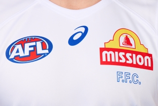 WESTERN BULLDOGS REPLICA CLASH GUERNSEY LONG SLEEVED, Image 3 of 10