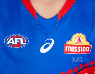 WESTERN BULLDOGS INDIGENOUS REPLICA GUERNSEY YOUTH, Image 3 of 8
