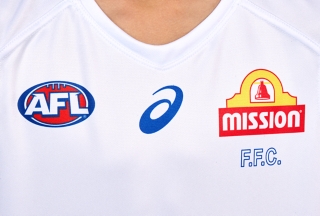 WESTERN BULLDOGS REPLICA CLASH GUERNSEY SHORT SLEEVED YOUTH, Image 4 of 10