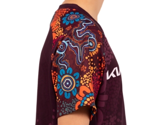 BRISBANE BRONCOS REPLICA INDIGENOUS RUN OUT TEE YOUTH, Image 5 of 6