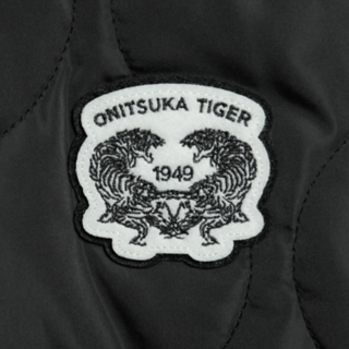 QUILTED JACKET - BLACK/BLACK | Onitsuka Tiger Official Store AU