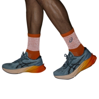 UNISEX LITE-SHOW RUN CREW PL Orange Unisex | Bright Socks | | SOCK ASICS