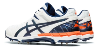 Asics gel odi sales cricket spikes